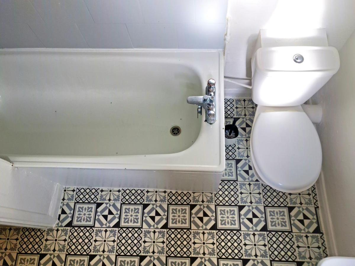 Elegant 1-Bedroom Apartment In Camden Town London Bagian luar foto