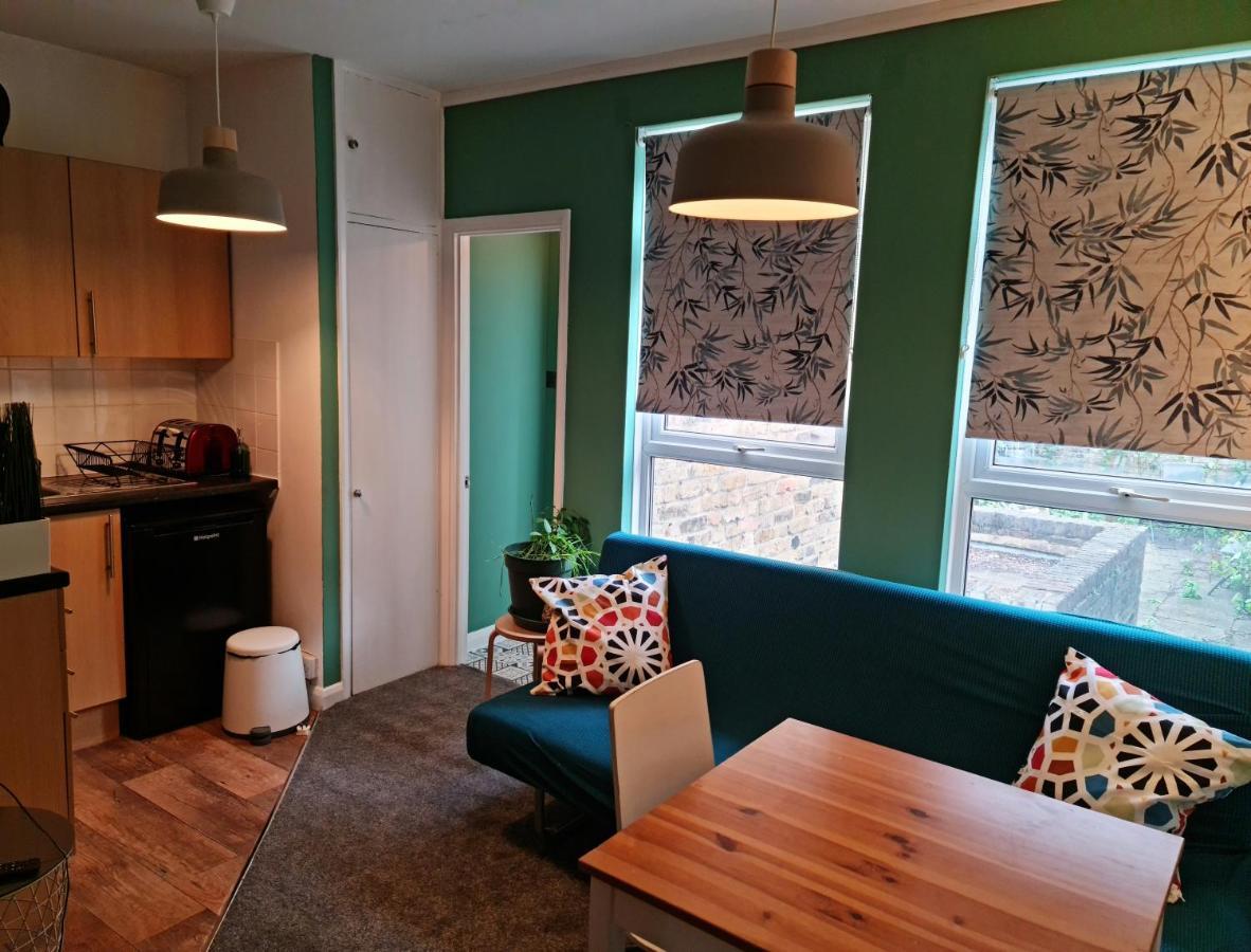 Elegant 1-Bedroom Apartment In Camden Town London Bagian luar foto